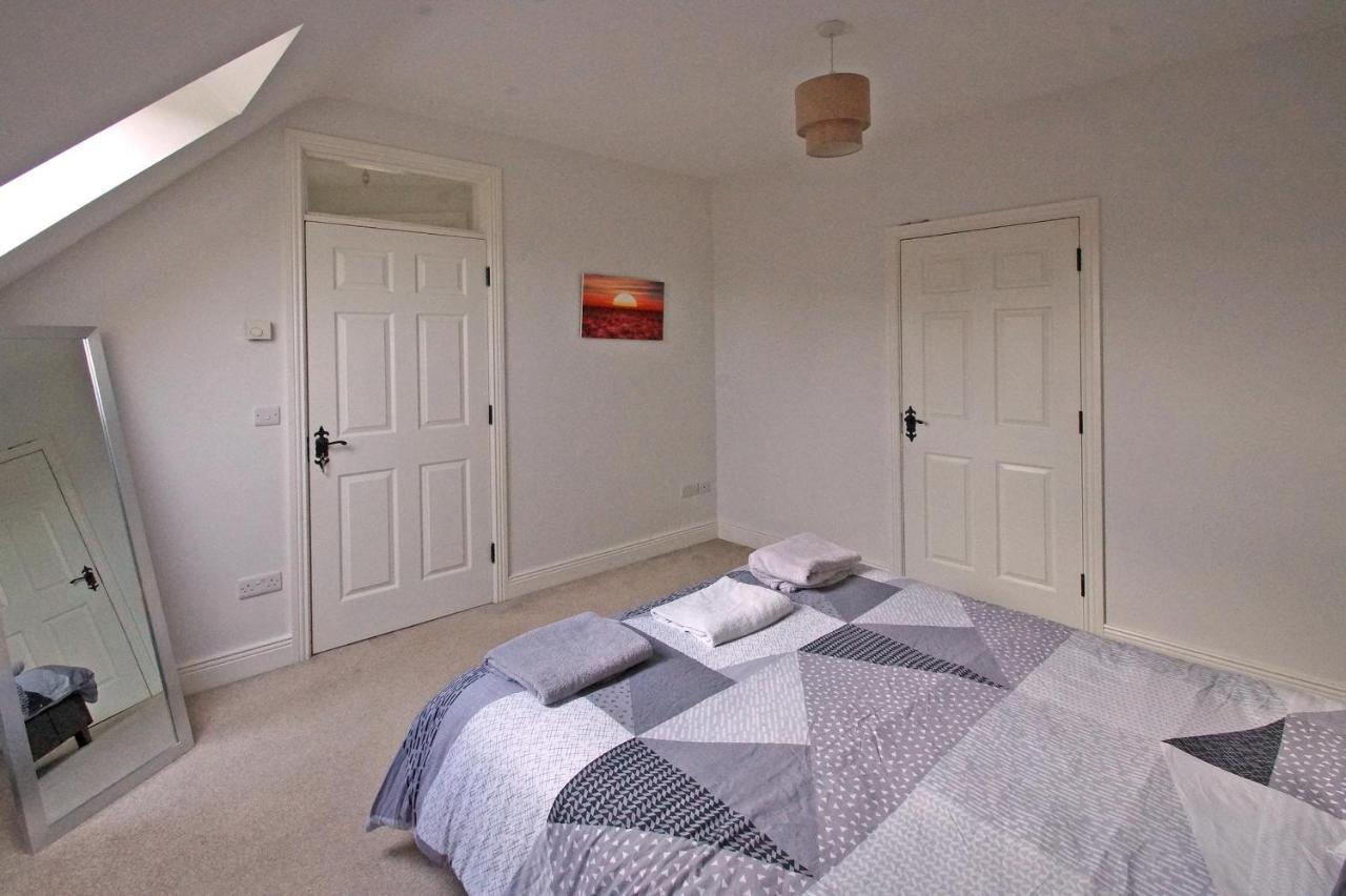 Greystones Clock Tower Lodge Leap Екстериор снимка