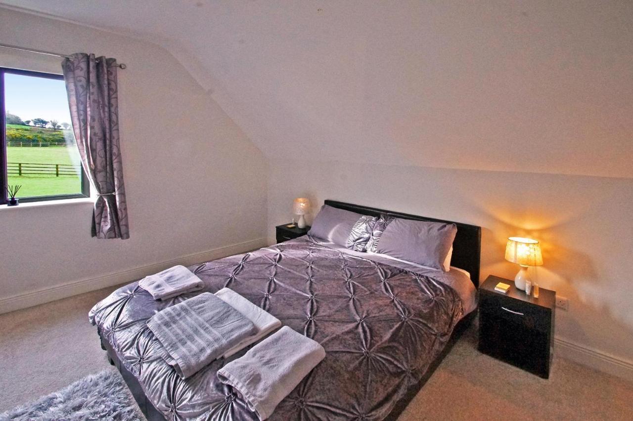 Greystones Clock Tower Lodge Leap Екстериор снимка