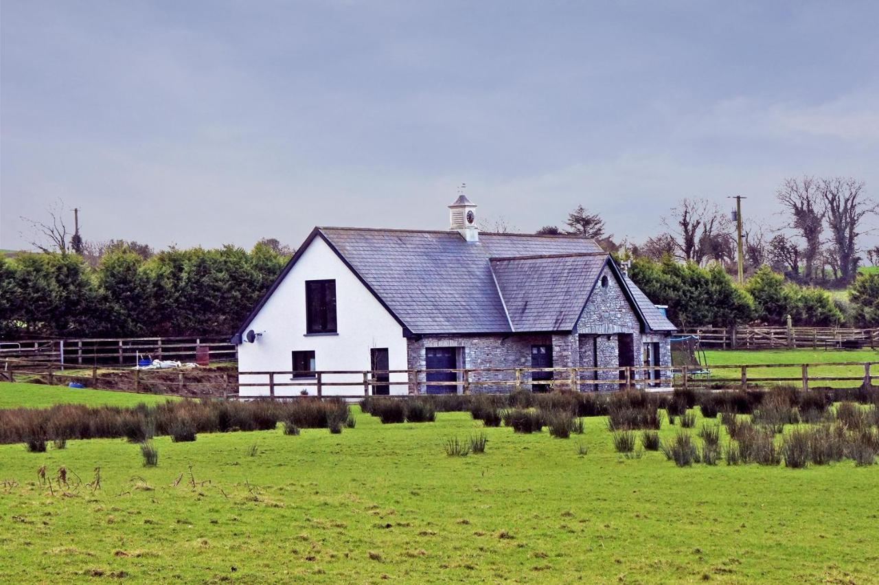 Greystones Clock Tower Lodge Leap Екстериор снимка
